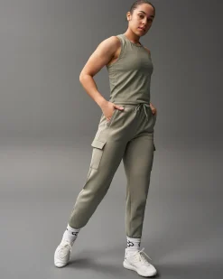 COOL-FEEL Women's Crop Tank Top - Olive