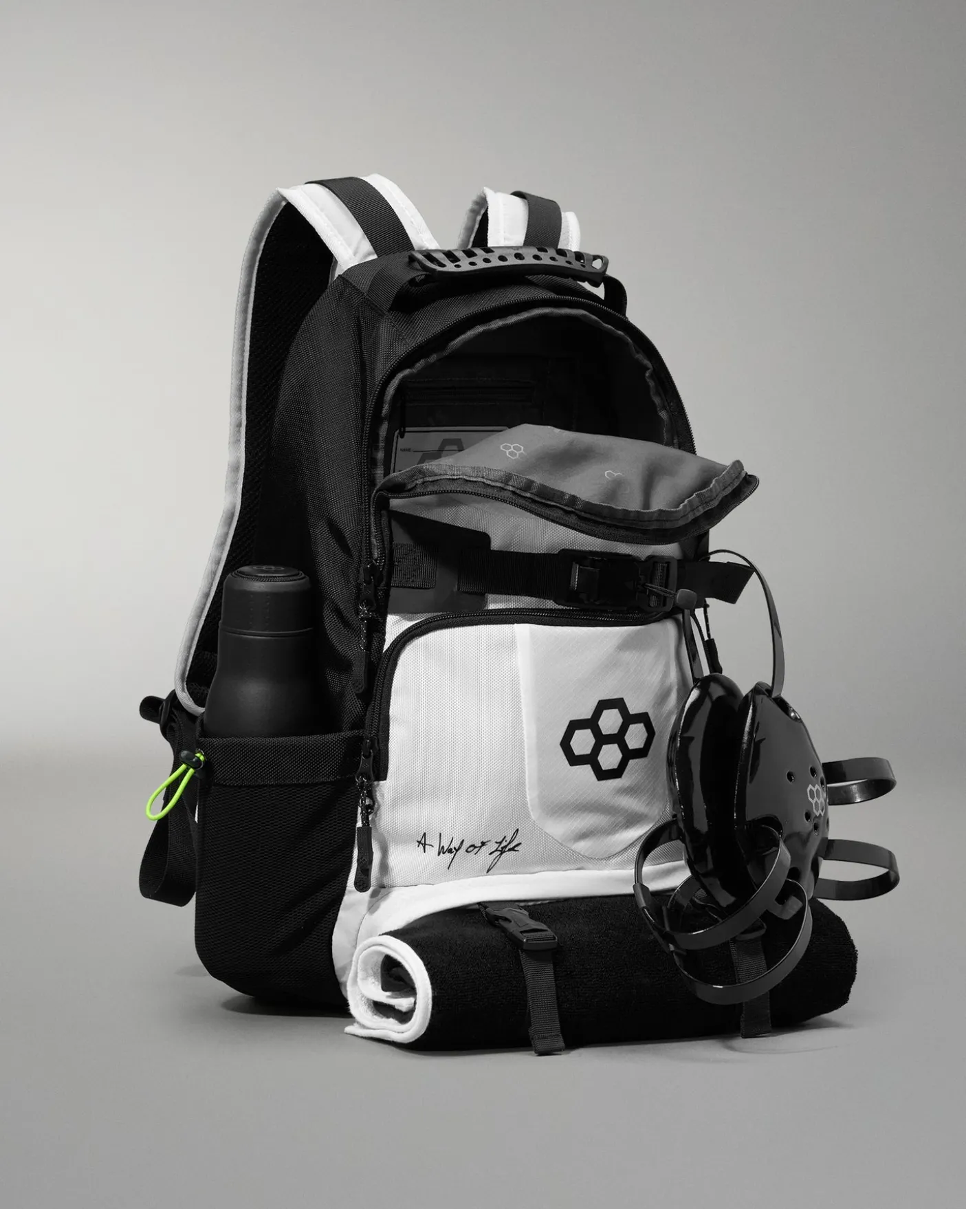 RUDIS Genesis Gearpack III - White