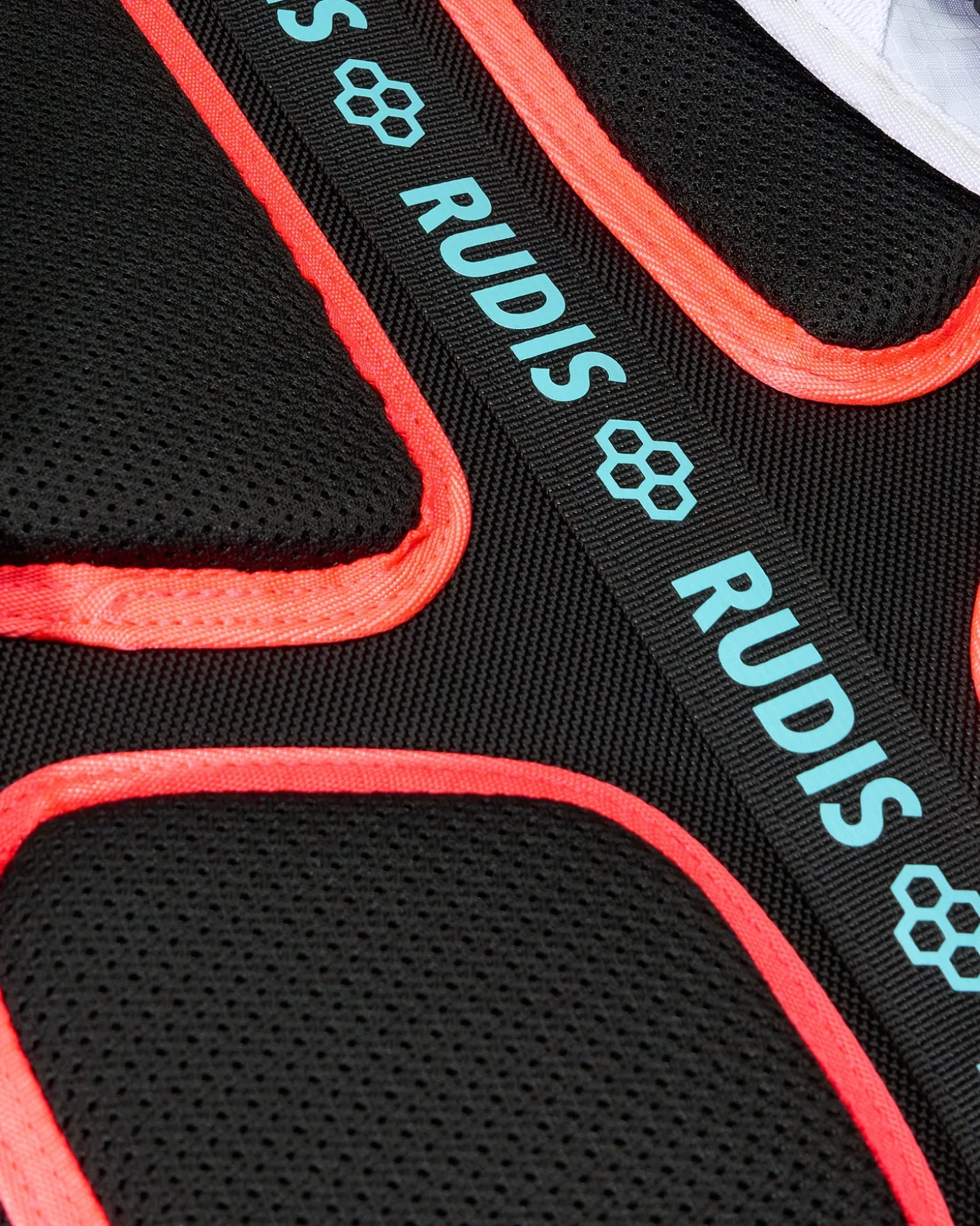 RUDIS Genesis Gearpack III - White
