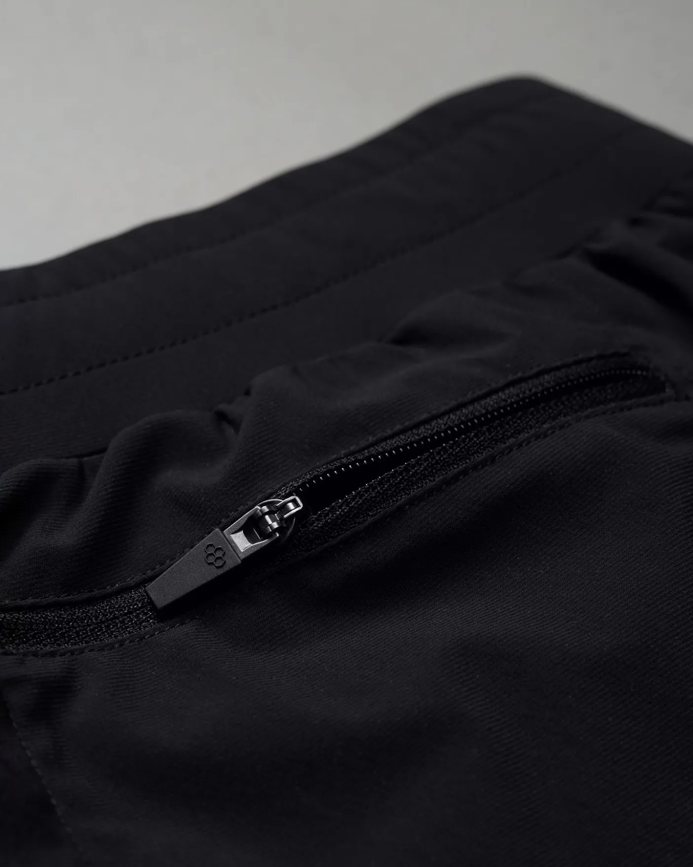 RUDIS Hybrid Short
