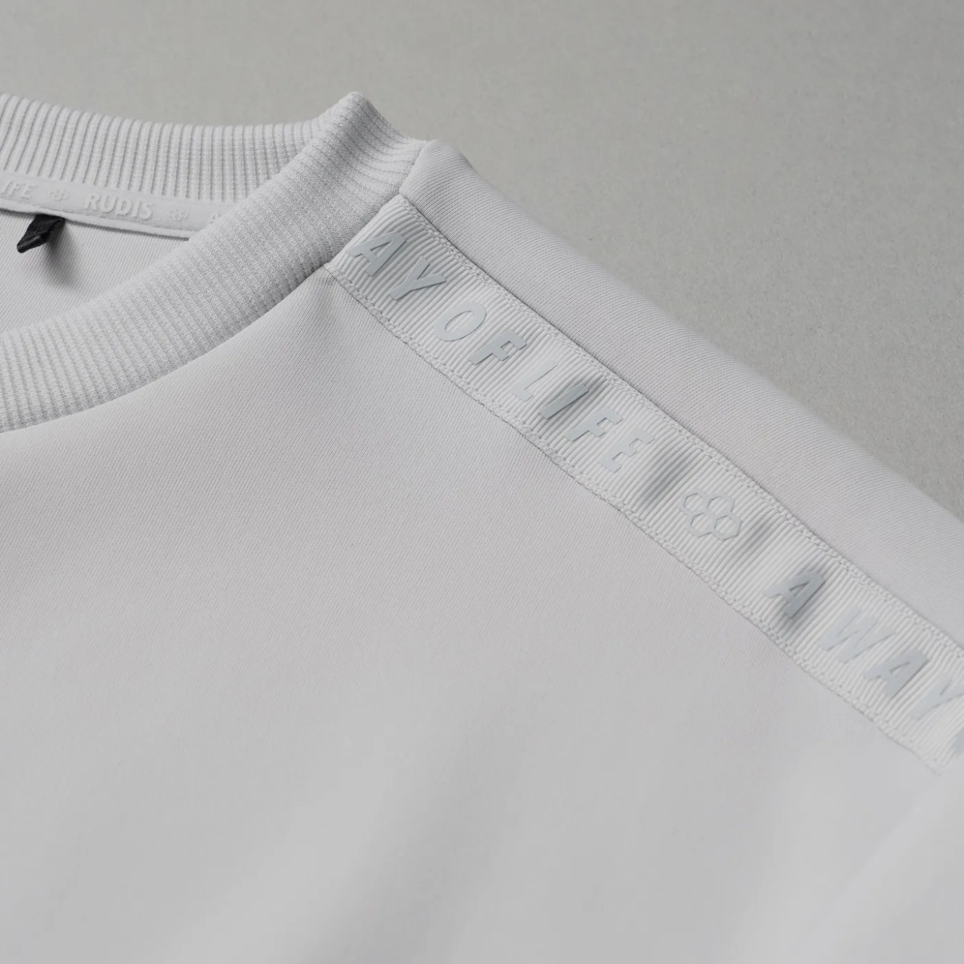 USA COOL-FEEL Women's Fitted Crew